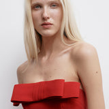 SISU IN PEDRO RED
