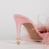 MEDUSA IN PINK FEATHER