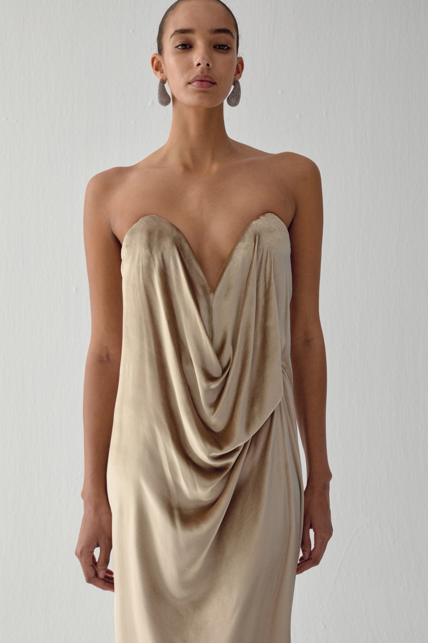 RODIN STRAPLESS IN RAW